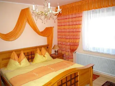 schlafzimmer (1)