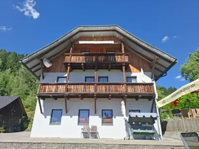 62764080-3e19-498e-a6c9-cff3d3f9cccd