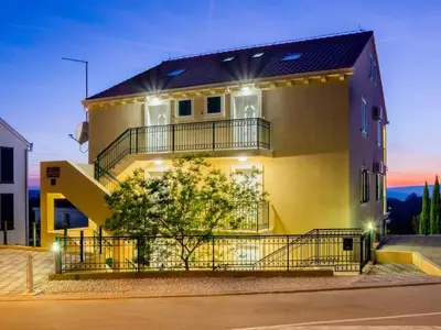 Ferienwohnung für 4 Personen in Milna 3/10