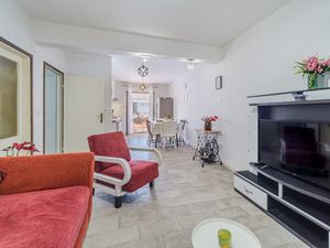 23980667-Ferienwohnung-5-Milna (Brač)-300x225-2