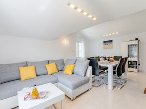 23931108-Ferienwohnung-4-Milna (Brač)-300x225-2