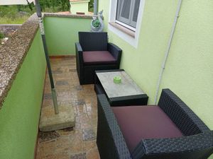 23770523-Ferienwohnung-3-Milovčići-300x225-3