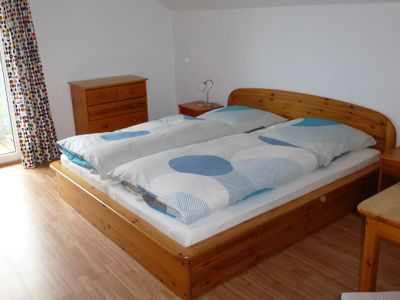 Schlafzimmer_5.jpg