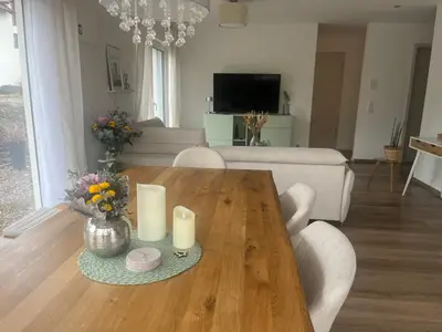 Resi - Esszimmer/Woh