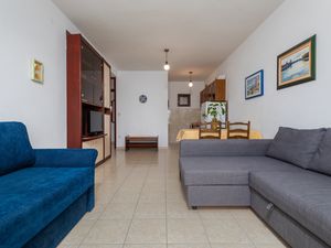 18689141-Ferienwohnung-4-Mimice-300x225-2