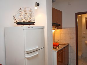 18779992-Ferienwohnung-4-Mimice-300x225-5