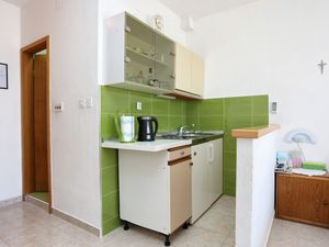 19126671-Ferienwohnung-3-Mimice-300x225-3