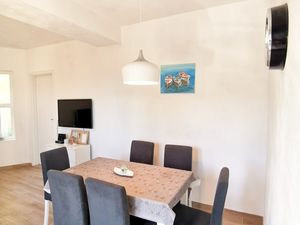 19256410-Ferienwohnung-6-Mimice-300x225-3