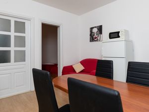 23459349-Ferienwohnung-5-Mimice-300x225-1