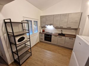 23927151-Ferienwohnung-5-Mimice-300x225-5