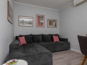 23926991-Ferienwohnung-5-Mimice-300x225-2