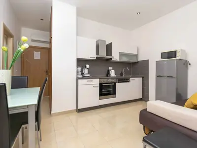 Ferienwohnung für 6 Personen (50 m²) in Mimice 9/10