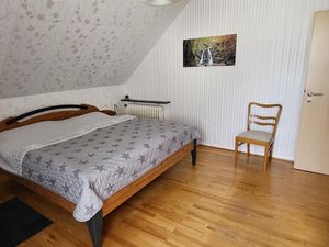 23679108-Ferienwohnung-3-Minderlittgen-300x225-4