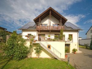 16178399-Ferienwohnung-5-Minheim-300x225-0