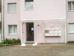 23856926-Ferienwohnung-4-Minusio-300x225-5