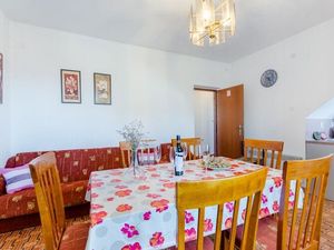 24057924-Ferienwohnung-6-Mirca-300x225-4