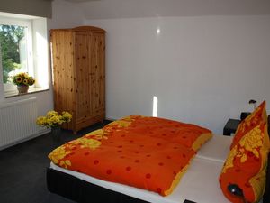 22371779-Ferienwohnung-6-Mirow-300x225-5