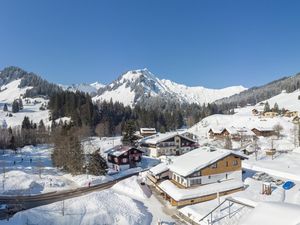 Ferienwohnung für 14 Personen (320 m²) in Mittelberg (Kleinwalsertal)