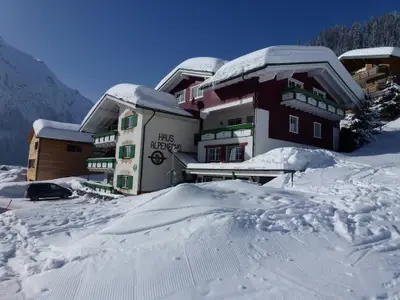 Haus im Winter
