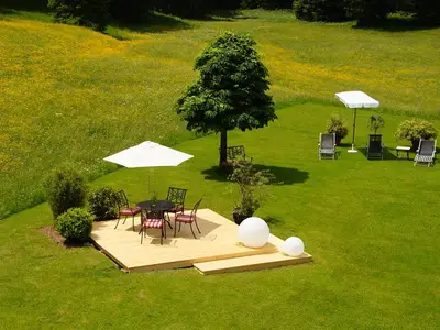 Garten & Liegewiese