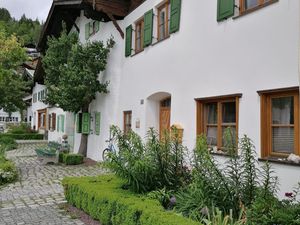 23357141-Ferienwohnung-6-Mittenwald-300x225-5