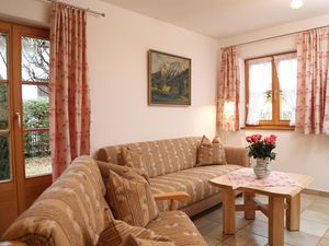 19125148-Ferienwohnung-4-Mittenwald-300x225-5