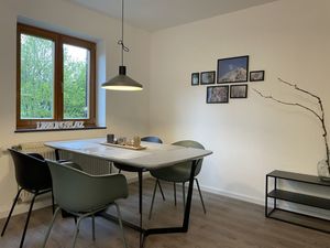 23704051-Ferienwohnung-4-Mittenwald-300x225-3