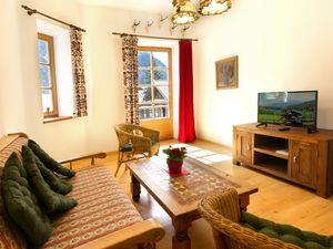 23826593-Ferienwohnung-4-Mittenwald-300x225-3