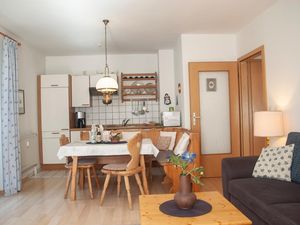 23691494-Ferienwohnung-3-Mittenwald-300x225-0