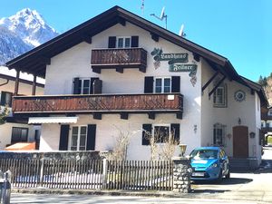 23895622-Ferienwohnung-2-Mittenwald-300x225-1