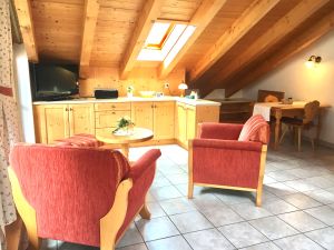 23895626-Ferienwohnung-2-Mittenwald-300x225-3