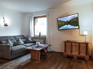 23895636-Ferienwohnung-6-Mittenwald-300x225-3