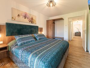 23921736-Ferienwohnung-4-Mittenwald-300x225-3