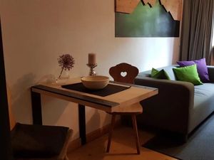 24048333-Ferienwohnung-2-Mittenwald-300x225-2