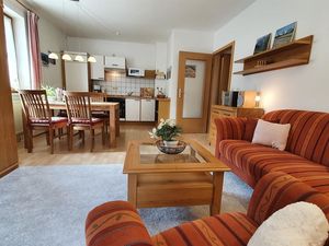 23828510-Ferienwohnung-2-Mittenwald-300x225-1