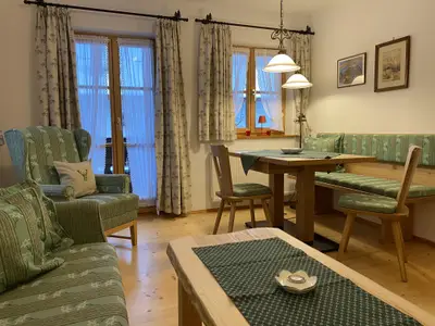 Edelweiss-Wohnzimmer-Neu