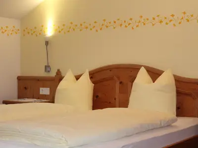 Schlafzimmer in Fichte Vollholz