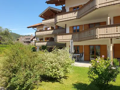 Garten und Terrasse Fewo Burgberg