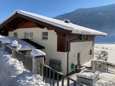 ExteriorWinter