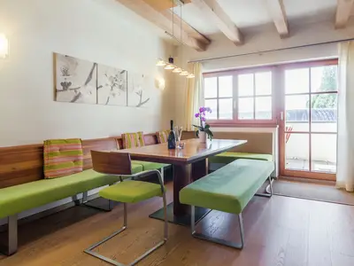 DiningRoom