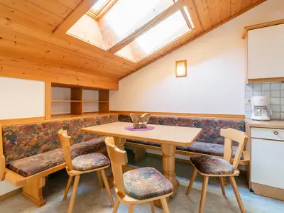 DiningRoom