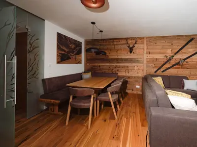 DiningRoom