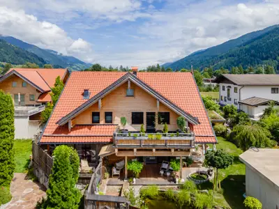 Außenseite Ferienhaus [Sommer]
