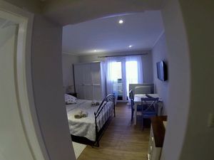 24057524-Ferienwohnung-2-Mlini-300x225-2