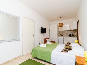 24057749-Ferienwohnung-3-Mlini-300x225-5