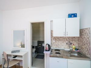 24058612-Ferienwohnung-2-Mlini-300x225-2