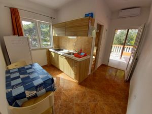 23934203-Ferienwohnung-2-Mljet-300x225-3