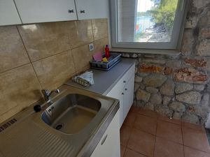 23382144-Ferienwohnung-2-Mljet-300x225-2