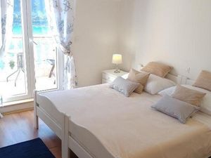 24028900-Ferienwohnung-2-Mljet-300x225-5