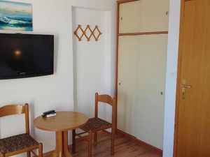 24028902-Ferienwohnung-2-Mljet-300x225-4